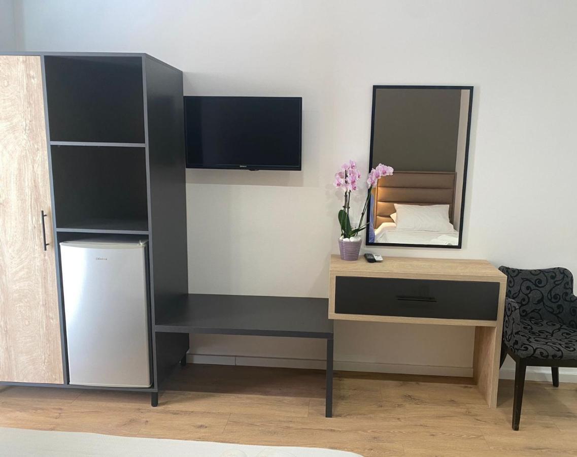 Augusto Rooms Saranda Kültér fotó