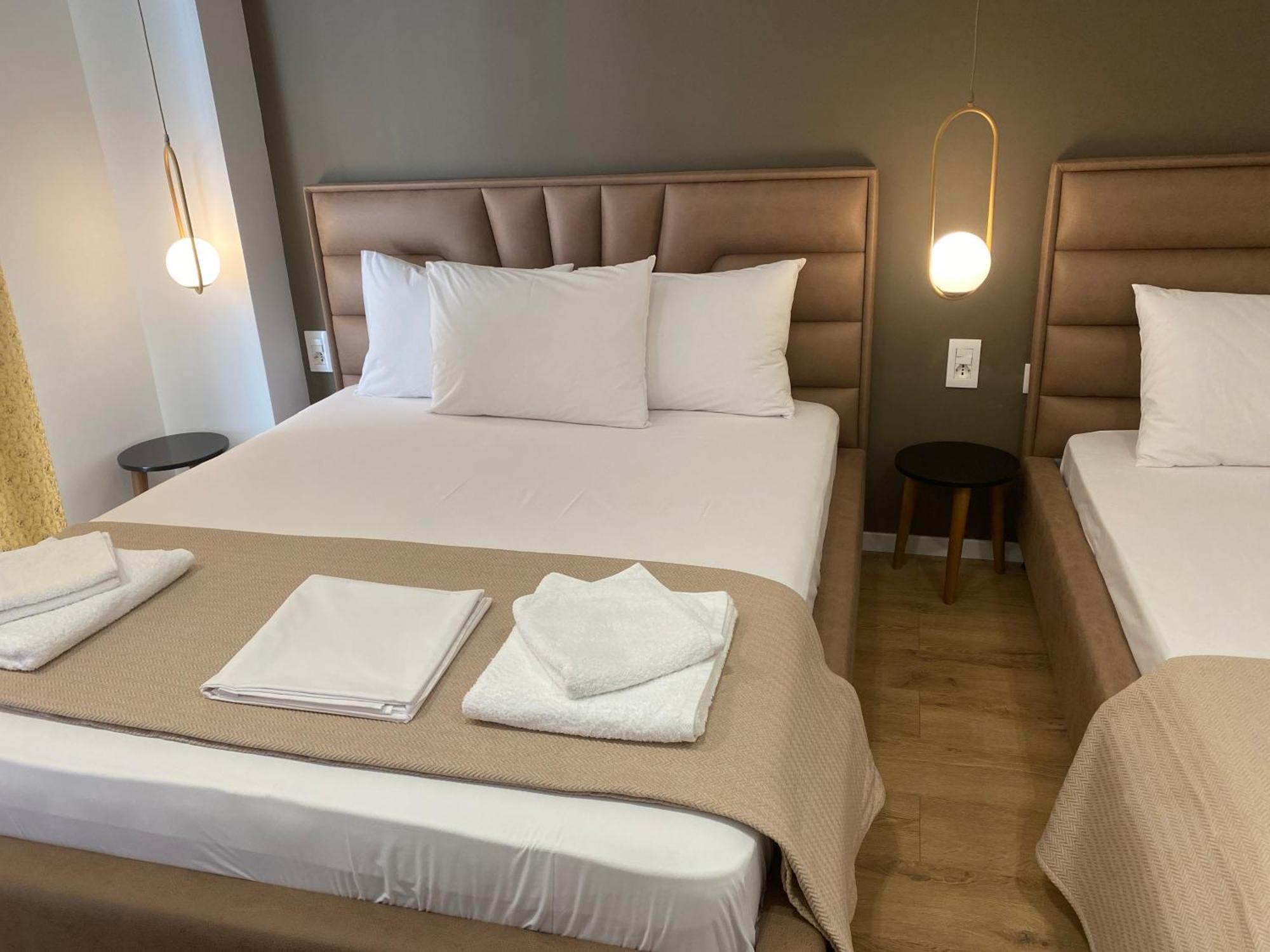 Augusto Rooms Saranda Kültér fotó