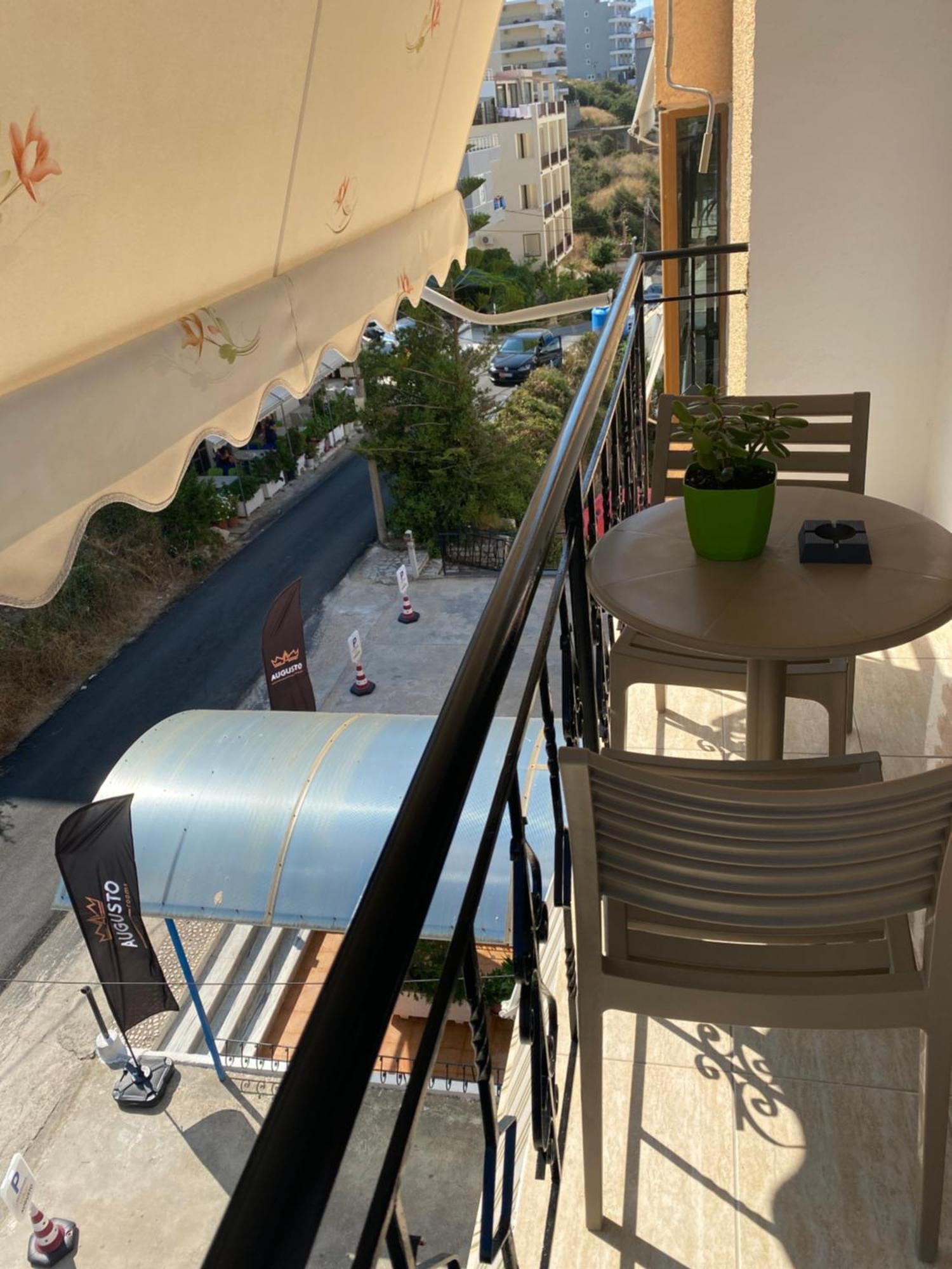 Augusto Rooms Saranda Kültér fotó